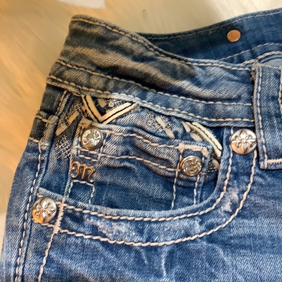 🌸Miss Me size 28 standard crop used in excellent condition - Picture 6 of 16
